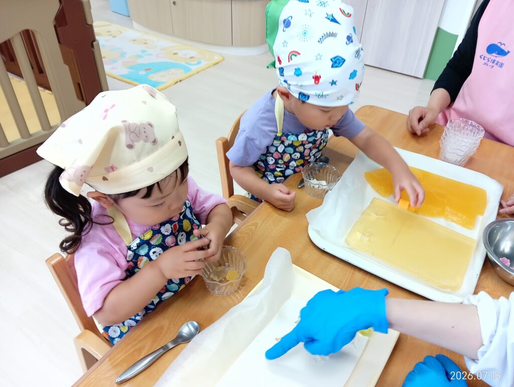 保育園食育で寒天ゼリー作り 明石 おおぞら保育園 202608-5