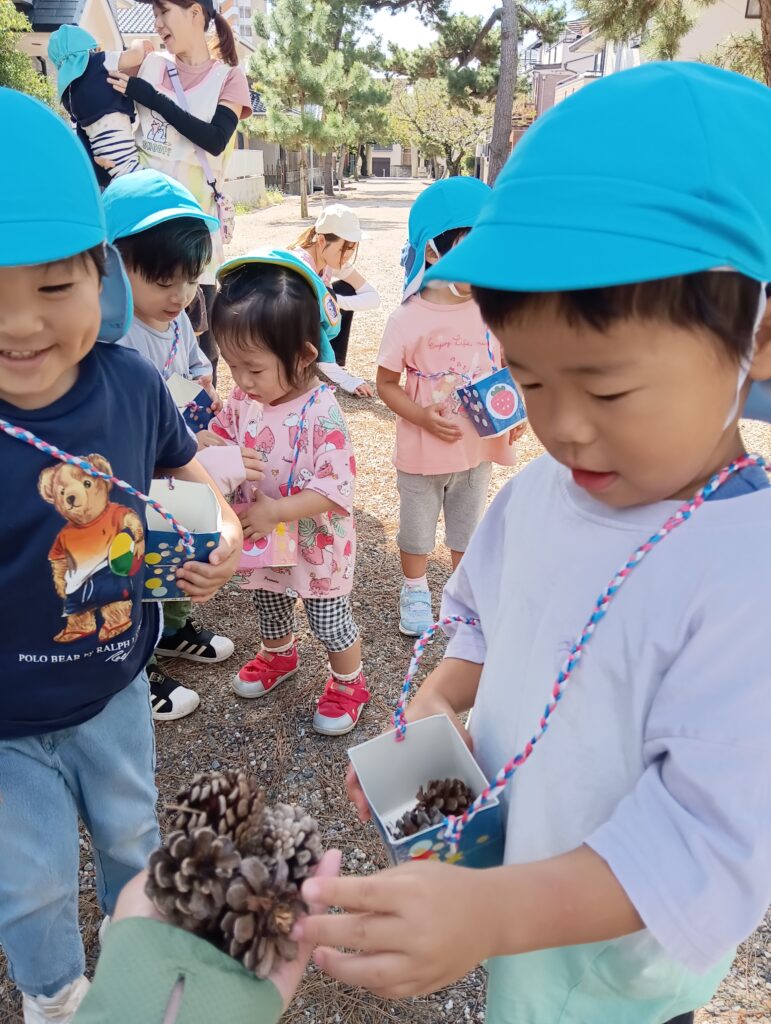 くじら保育園　吹田豊津園　お散歩2024-12