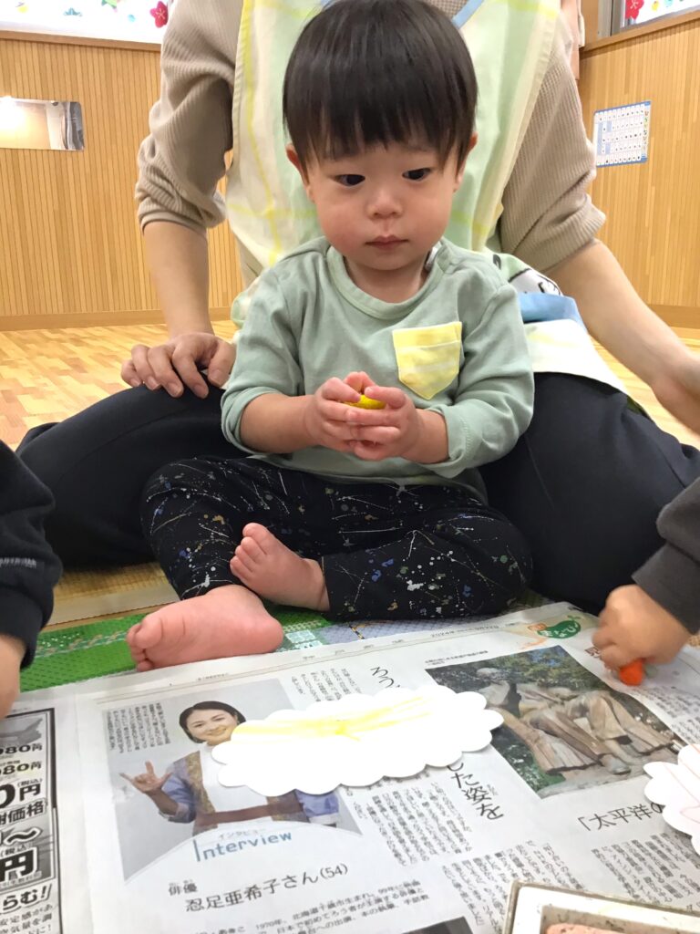 くじら保育園　吹田豊津園　お正月遊び　お絵描き　202501-2