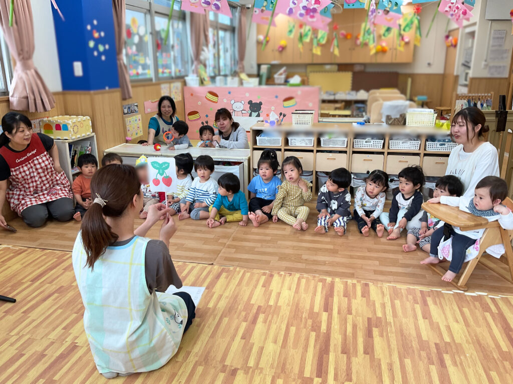くじら保育園 吹田豊津 吹田市保育園 大阪保育園 お誕生日会 4月 離乳食 202505-4