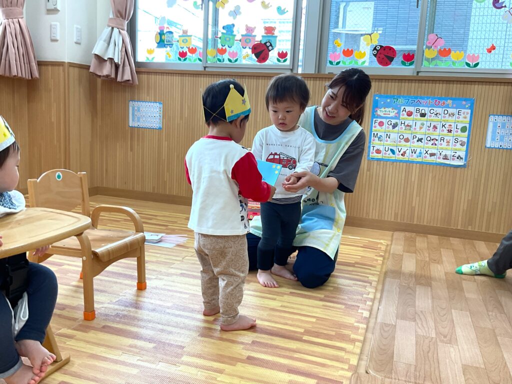 くじら保育園 吹田豊津 吹田市保育園 大阪保育園 お誕生日会 4月 離乳食 202505-2