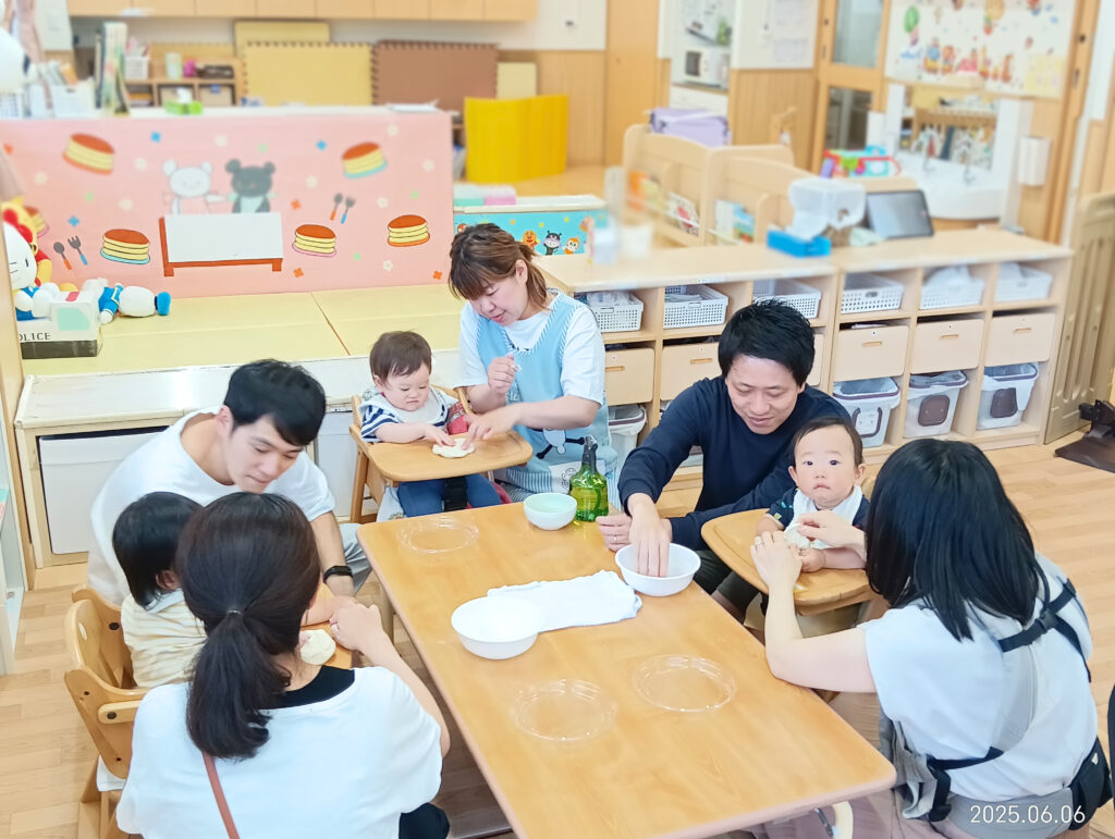 給食参観 保育参観 0歳児 乳児 くじら保育園 吹田豊津 吹田市 202506-3