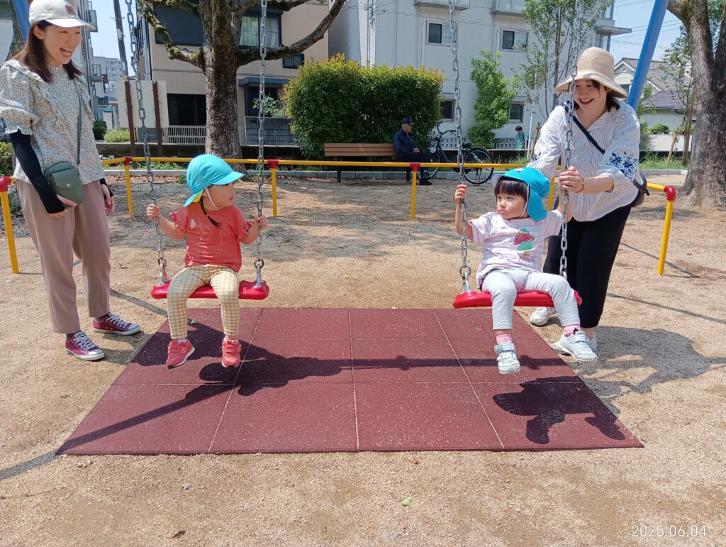 保育参観 お散歩 給食 2歳児 吹田豊津 保育園 吹田市 くじら保育園 202506-2