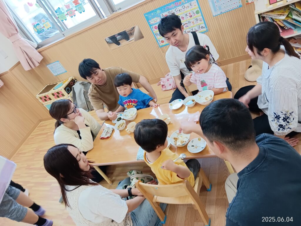 保育参観 お散歩 給食 2歳児 吹田豊津 保育園 吹田市 くじら保育園 202506-4