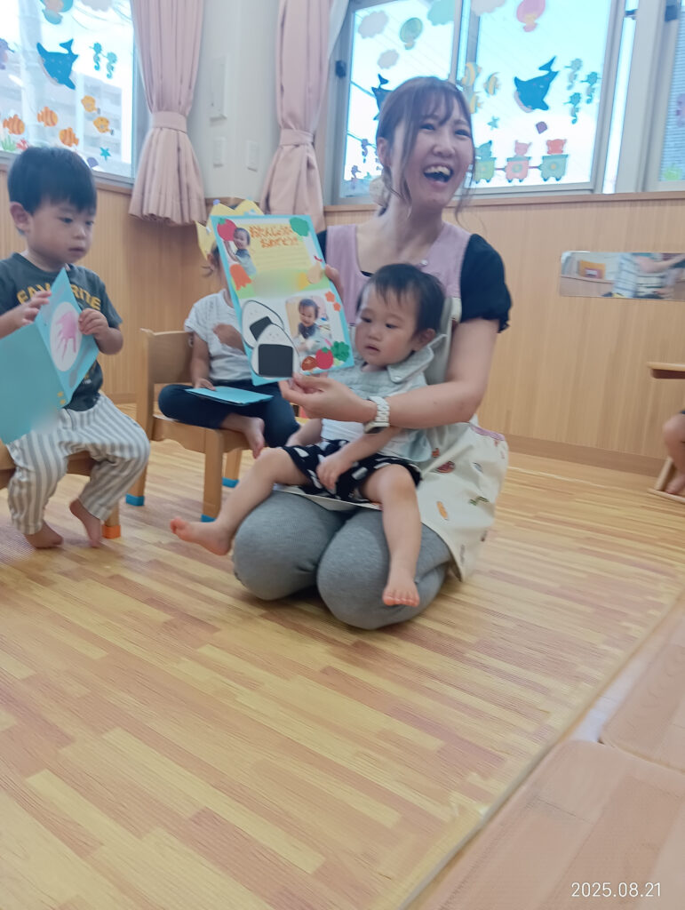 お誕生日会 誕生会 保育園 大阪 吹田 くじら保育園 パネルシアター 202508-3