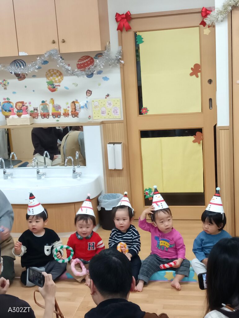 クリスマス保育参観　大阪　保育園　くじら保育園　202512-2