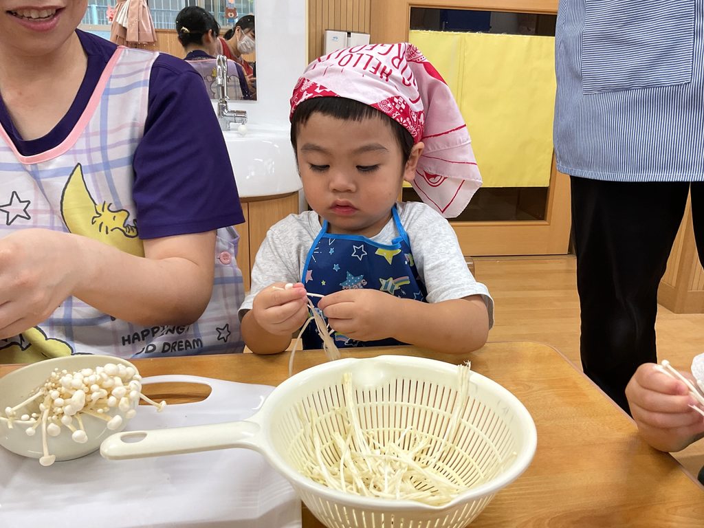 保育園で食育クッキング 大阪 くじら保育園 202610-2