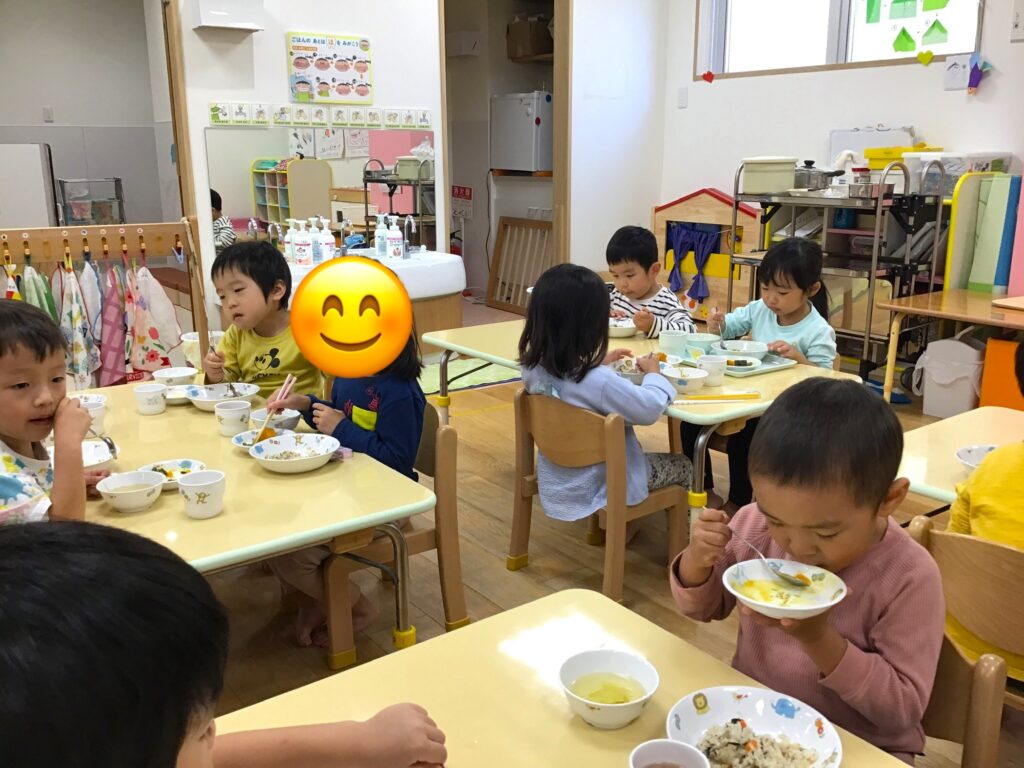 くじら保育園　天王寺園　給食　食育　202411-2