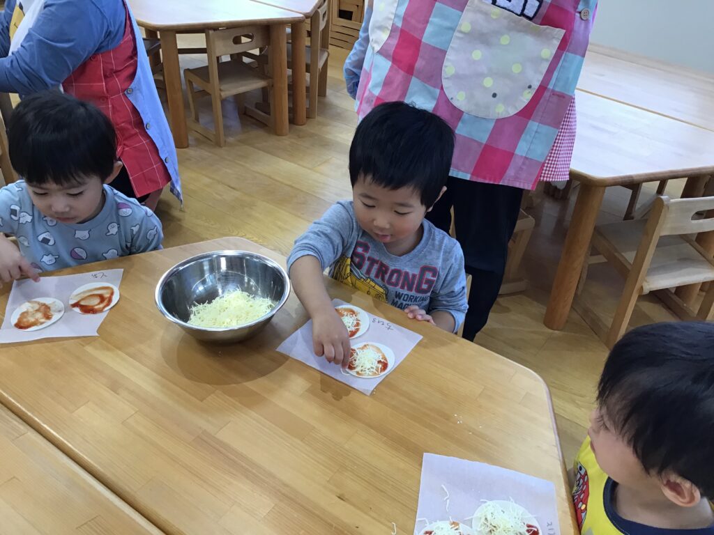 くじら保育園　天王寺園　クッキング　食育　2412-8