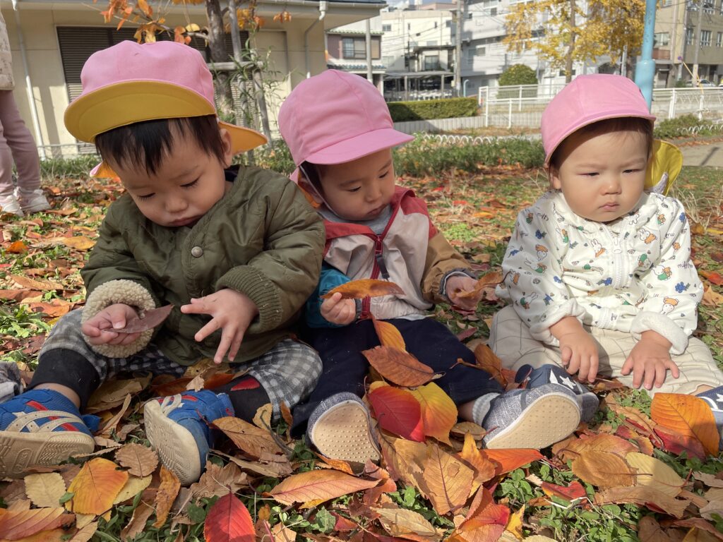 くじら保育園　天王寺園　寺田町公園　ニット帽　202412-1