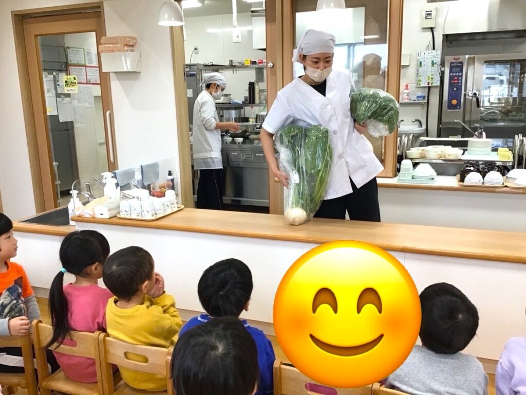 くじら保育園　天王寺園　おおきなかぶ　食育　202501-1