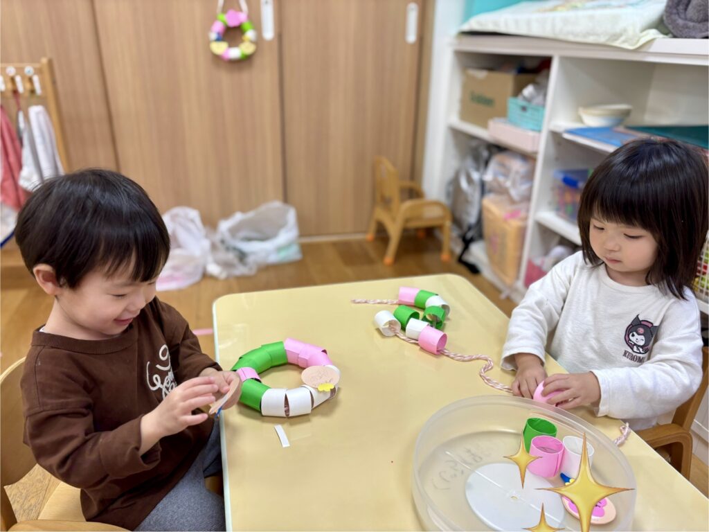 くじら保育園　天王寺園　ひな祭り製作　202502-2