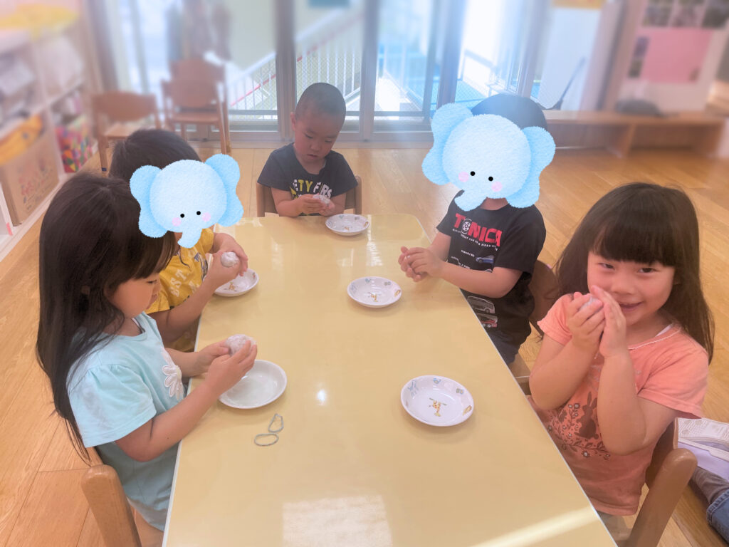 食育 おにぎり おやつ クッキング 年中 4歳児 くじら保育園 天王寺園 202505-1