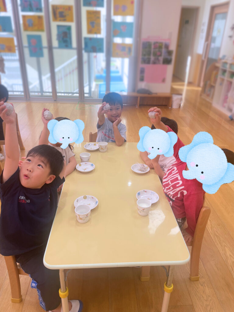 食育 おにぎり おやつ クッキング 年中 4歳児 くじら保育園 天王寺園 202505-2