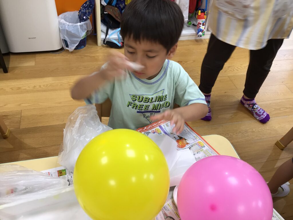 提灯　夏祭り　お祭り　張り子　風船　製作　夏　5歳児　年長　くじら保育園天王寺園　大阪　保育園　202508-2