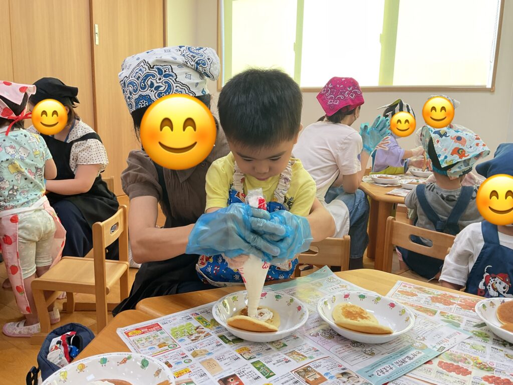 親子クッキング ホットケーキ 保護者参加 大阪 保育園 くじら保育園 天王寺園 202509-3