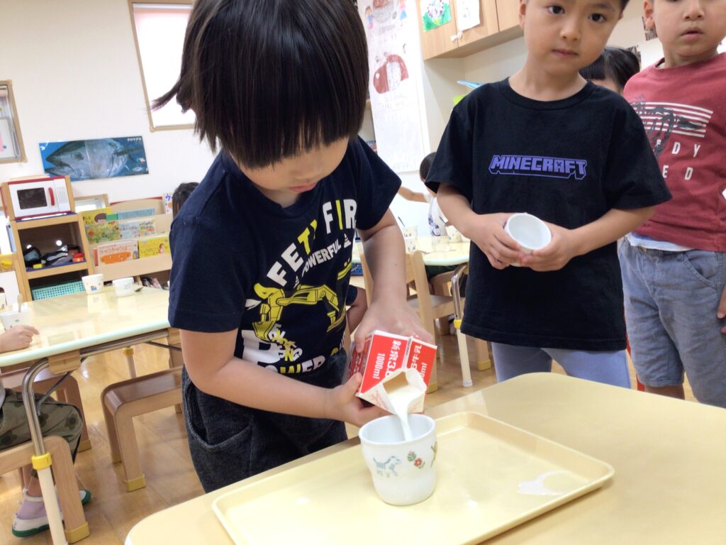 おやつ 給食 5歳児 年長 くじら保育園 天王寺 大阪 保育園 202509-3