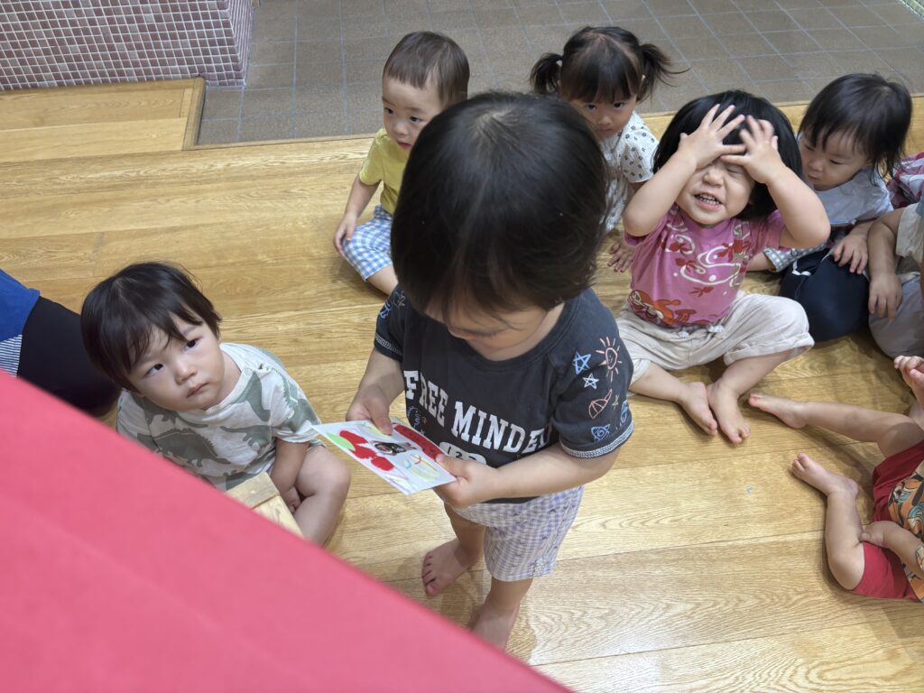 くじら保育園　天王寺　大阪　保育園　1歳児　敬老の日　ポスト　202509-1