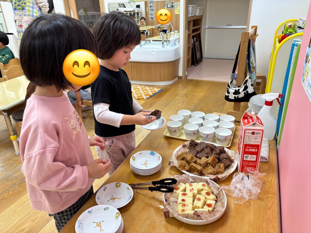 保育園 おやつバイキング 大阪 くじら保育園 202511-2