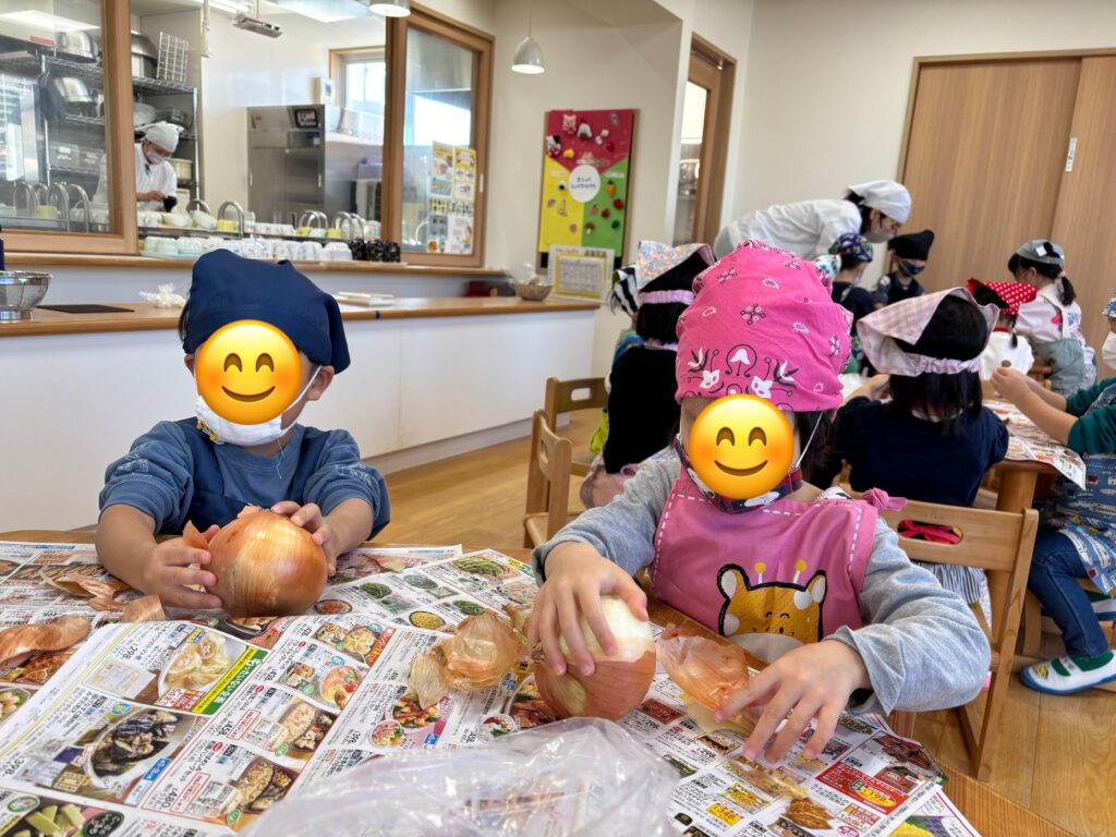 保育園　食育　クッキング　大阪　くじら保育園　202512-3