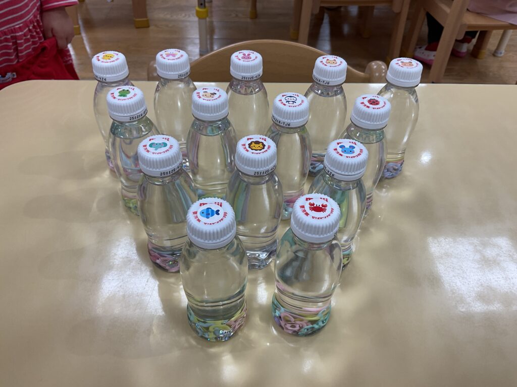 スノードーム作り　大阪　保育園　くじら保育園　202512-4