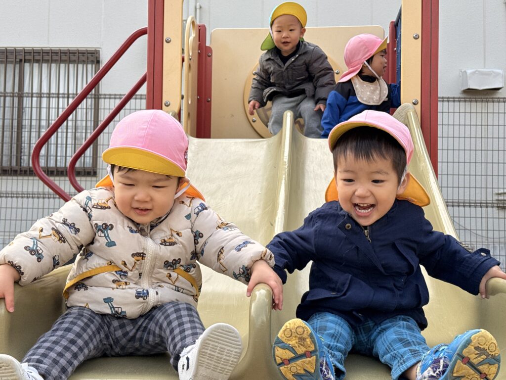 子ども同士のコミュニケーション　大阪　保育園　くじら保育園　202512-2