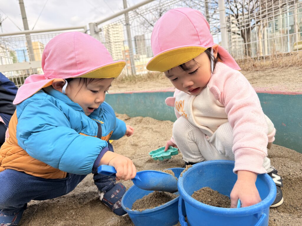 子ども同士のコミュニケーション　大阪　保育園　くじら保育園　202512-3
