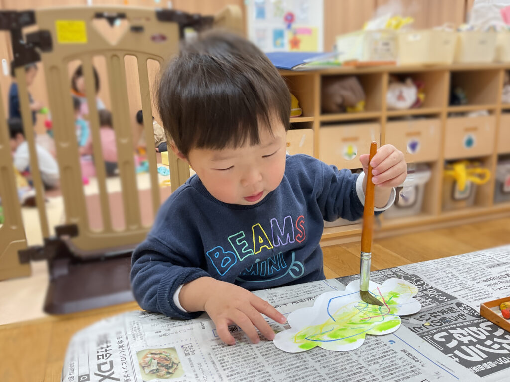 はじき絵で鬼のお面作り 大阪 保育園 くじら保育園 202601-1