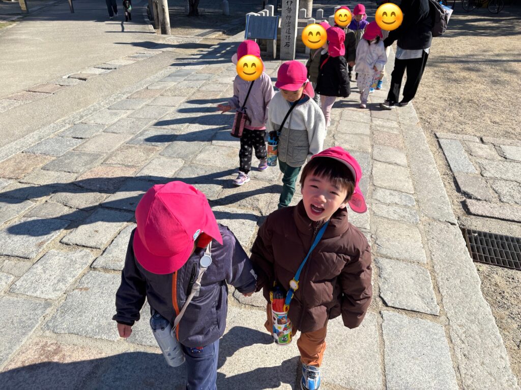 四天王寺へ初詣で仁王像に驚き　大阪　保育園　くじら保育園　202601-2