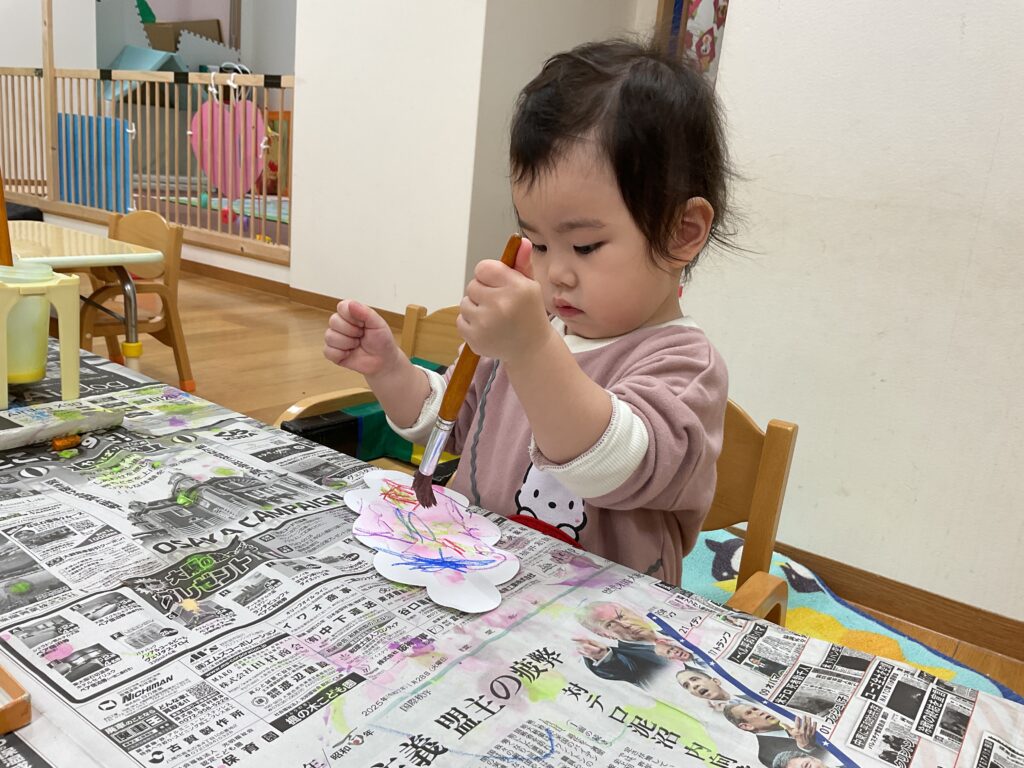 はじき絵で鬼のお面作り 大阪 保育園 くじら保育園 202601-2