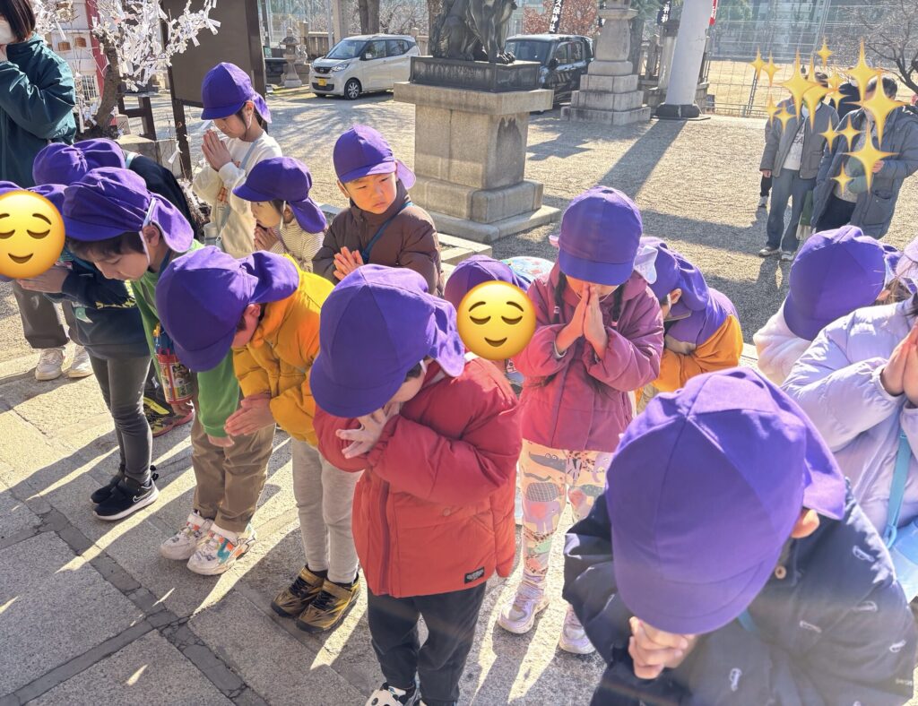 七草のお話と初詣　大阪　保育園　くじら保育園　202601-4