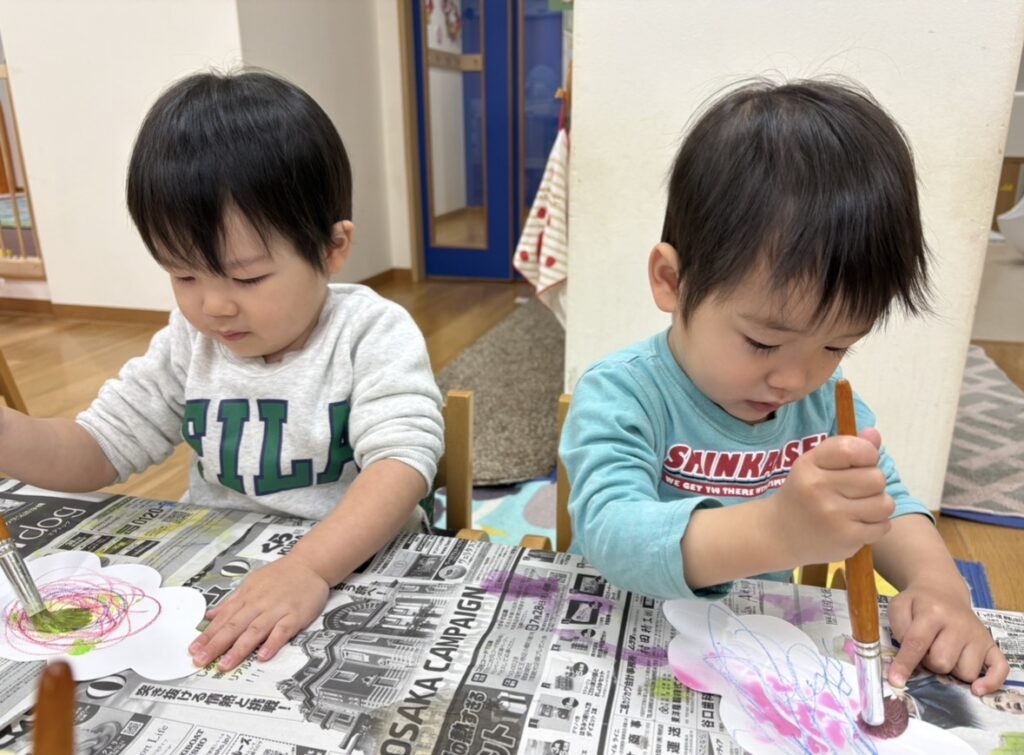 はじき絵で鬼のお面作り 大阪 保育園 くじら保育園 202601-3