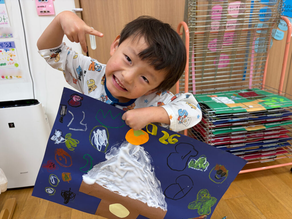 保育園のお正月製作と凧揚げ 大阪 保育園 くじら保育園 202601-2