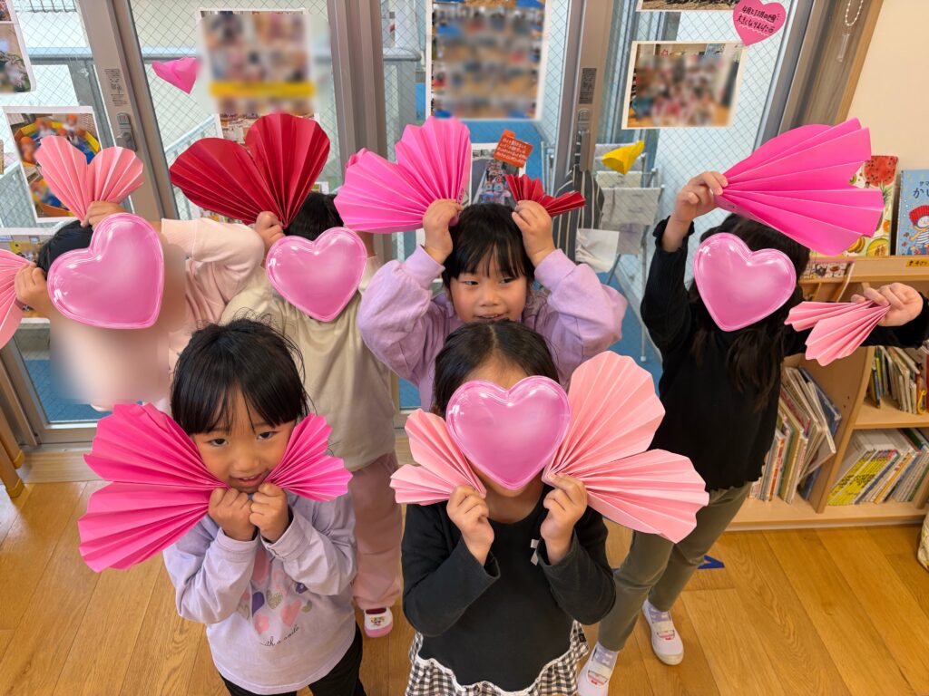 保育園バレンタイン製作　大阪　くじら保育園　202602-4