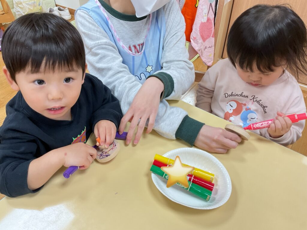 保育園でひきごまに挑戦　大阪　くじら保育園　202602-1