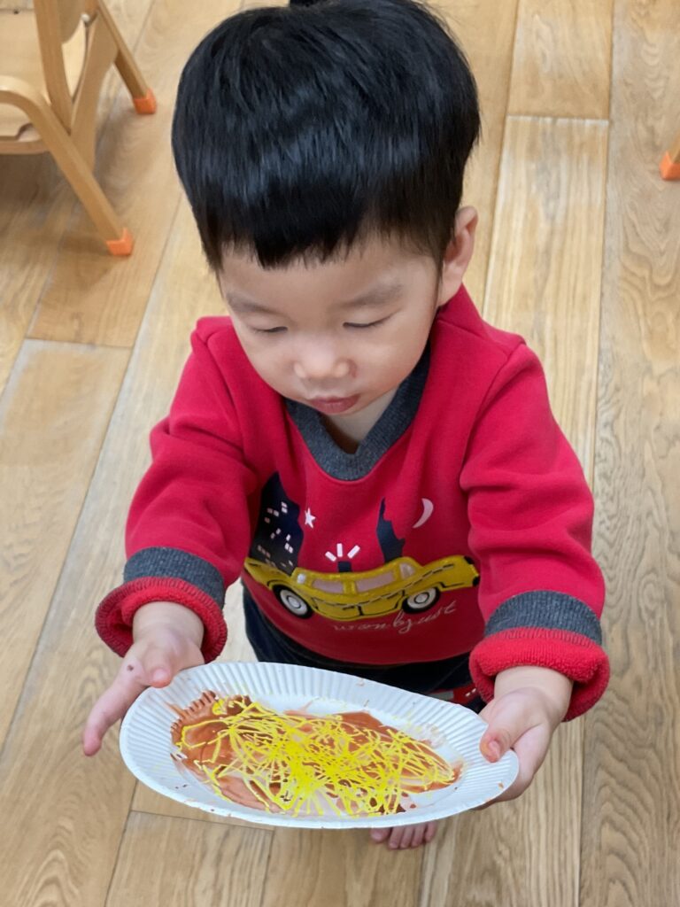 保育園の製作 紙皿ラーメン 大阪 保育園 くじら保育園 202602-4