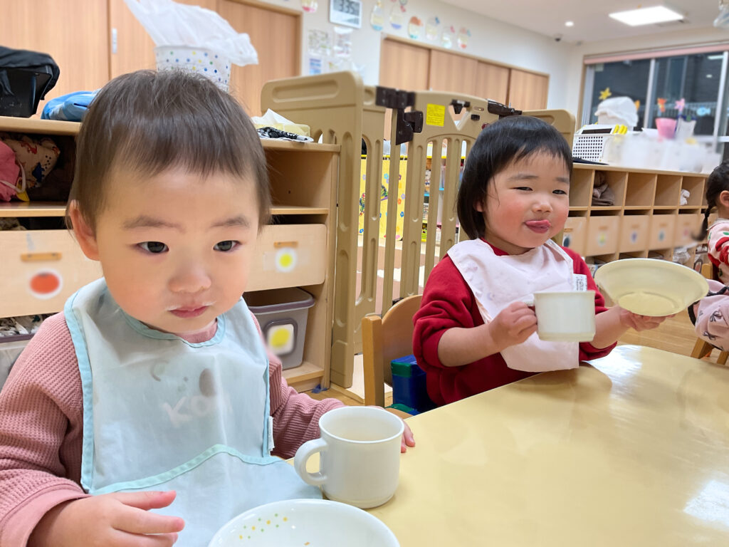 保育園のおやつタイム　大阪　保育園　くじら保育園　202602-2