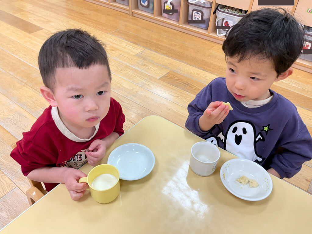 おやつの時間　大阪　保育園　くじら保育園　202603-2