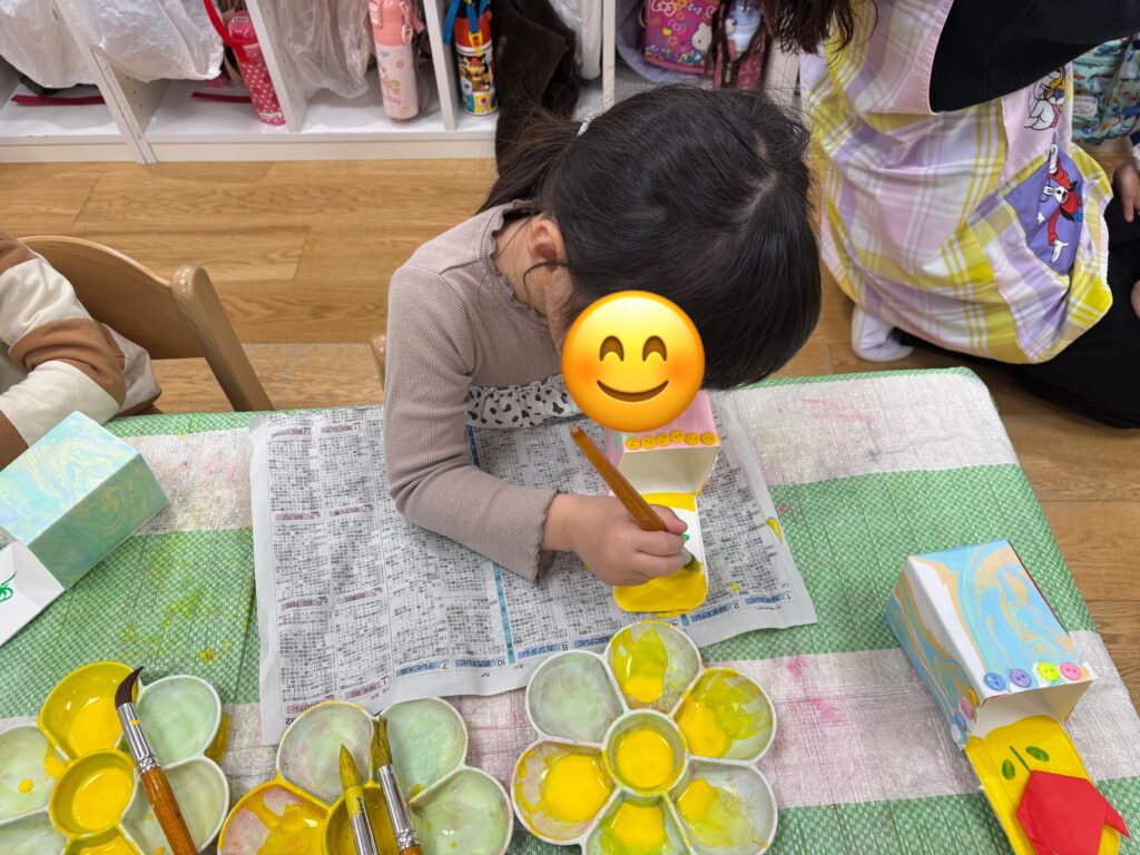 卒園児さんへプレゼント　小学校で使える手作りペン立て　大阪　くじら保育園　保育園　202603-3
