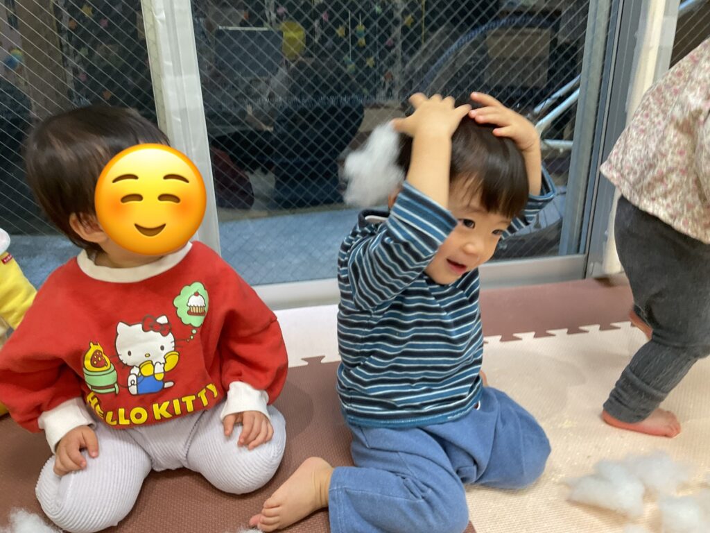 0歳からの感触遊び　大阪　保育園　くじら保育園　202603-2