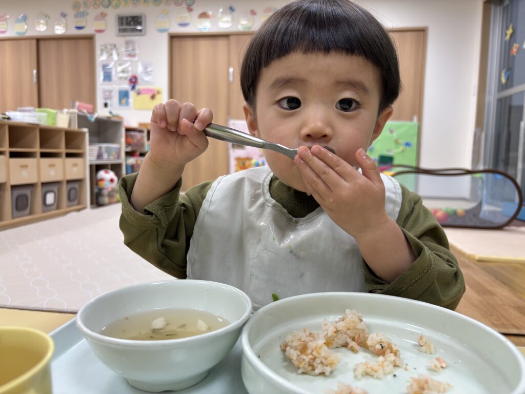 1年間のあゆみ　大阪　保育園 くじら保育園 202604-5