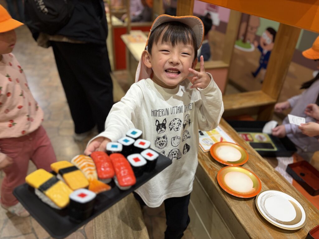 保育園のお別れ遠足でキッズプラザ　大阪　くじら保育園　202603-3