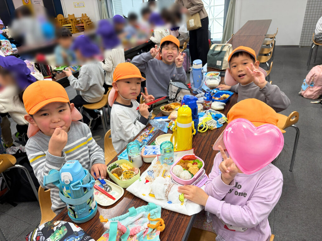 保育園のお別れ遠足でキッズプラザ　大阪　くじら保育園　202603-4