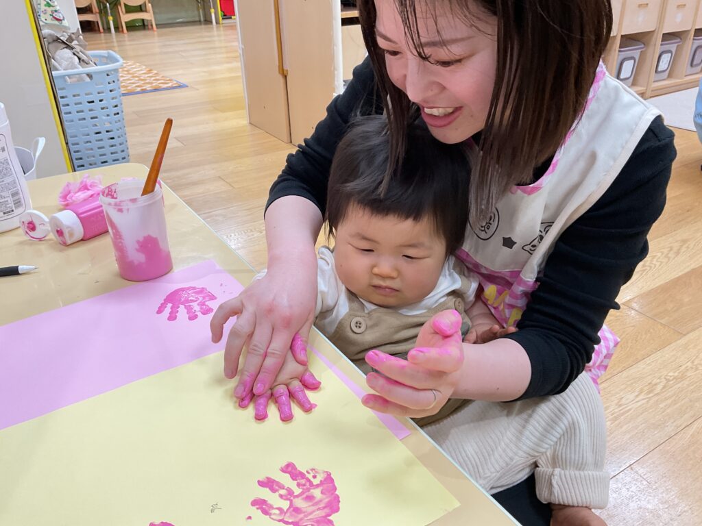 ボールプール　手形アート　大阪　保育園 くじら保育園 202604-3