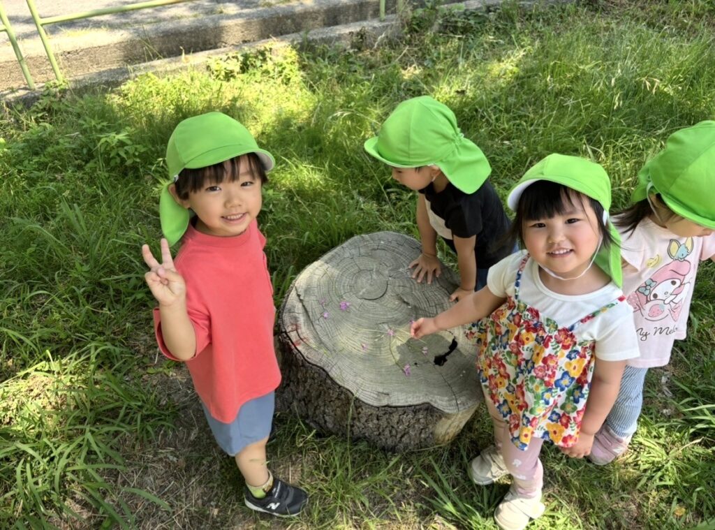 春の戸外遊び 大阪 保育園 くじら保育園 202605-1
