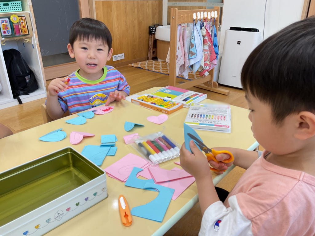 保育園夏祭りの景品づくり 異年齢保育 大阪 くじら保育園 202605-2