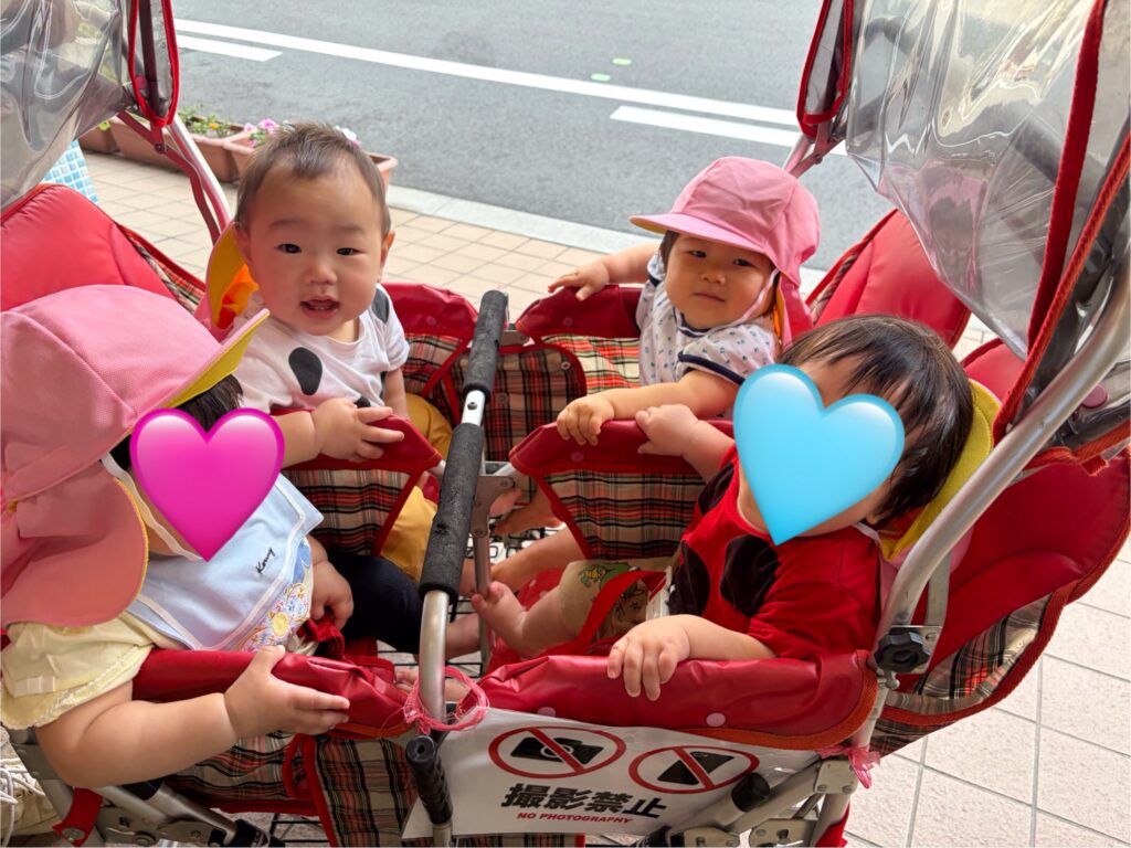 保育園の日常　0歳児　ずり這い　大阪　くじら保育園　202606-4