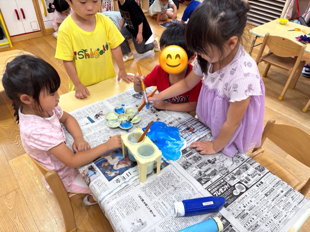 保育園の製作で紫陽花作り 大阪 くじら保育園 202606-3