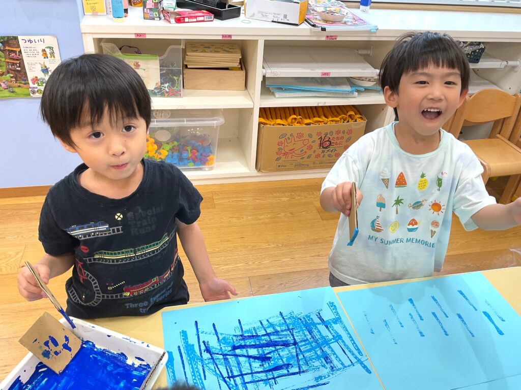 ダンボールを使った製作活動 大阪 保育園 くじら保育園 202607-2