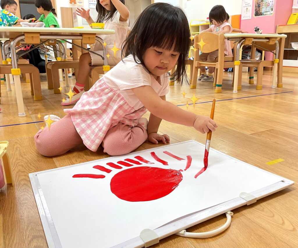 画用紙で製作　大阪　保育園　くじら保育園　202607-1